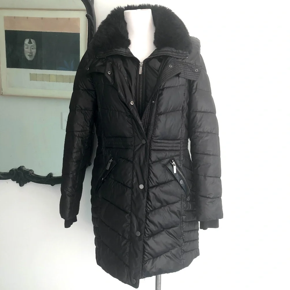 French Connection Black Puffer Coat w/ faux fur Collar - Picture 1 of 10